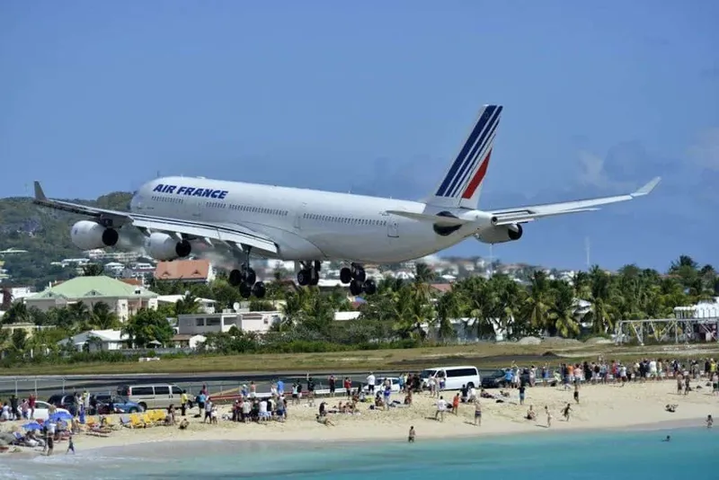 saint martin airport